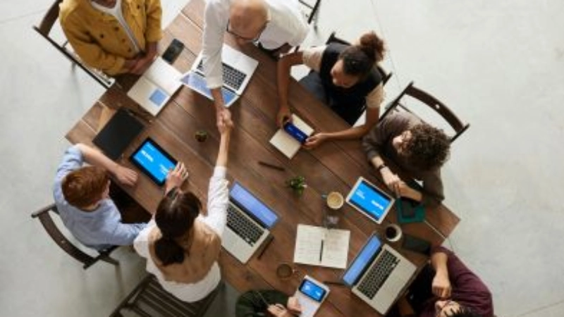 Vignette offre d'emploi